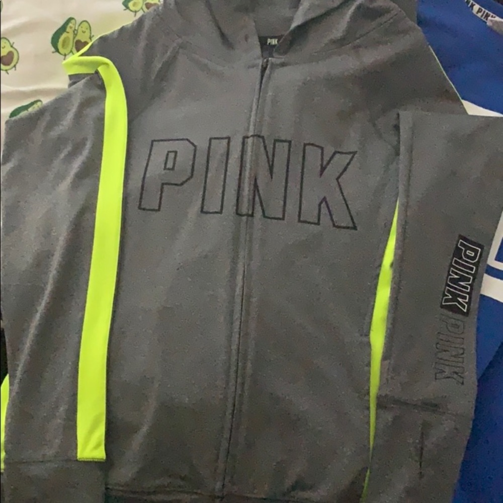 NEW VS PINK WORKOUT HOODIE MEDIUM
